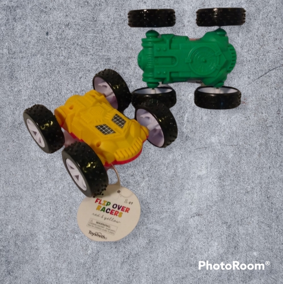 Flip Over Racers - Picture 2 of 5